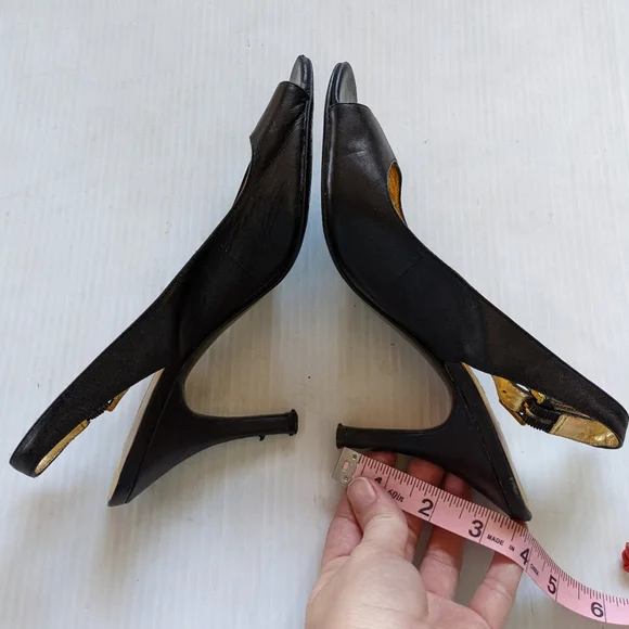 BANANA REPUBLIC women's black leather peep toe slingback heeled pumps - Picture 3 of 13